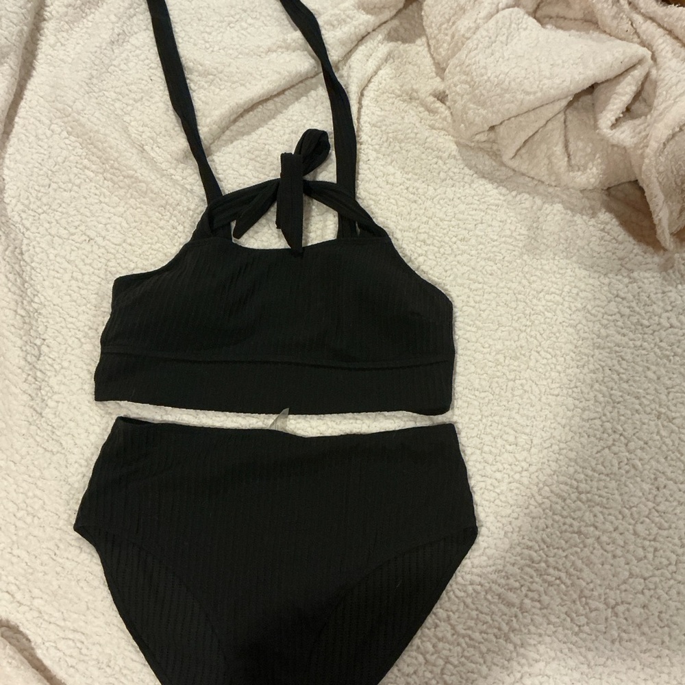 Black Ribbed Two-Piece Bikini Set - Picture 2 of 3